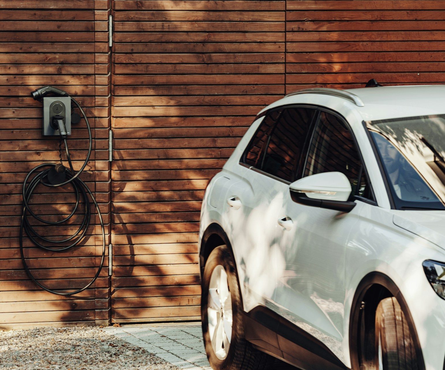 Punto de recarga para coche eléctrico instalado en vivienda