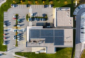 ¿Es rentable la instalación de paneles solares en empresas?